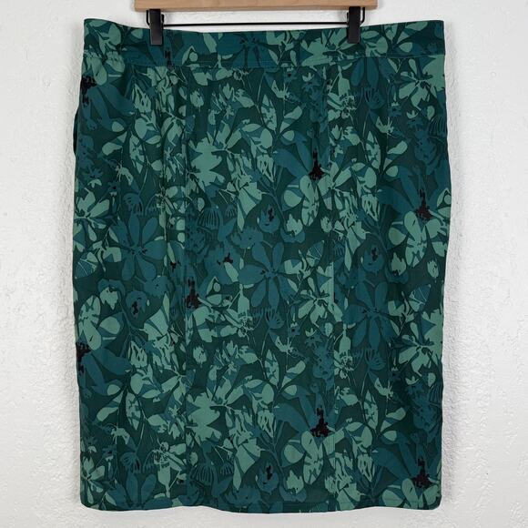 RipSkirt Hawaii Length 3 Pocket Skirt Camo Floral Green Size XXL - Picture 2 of 4